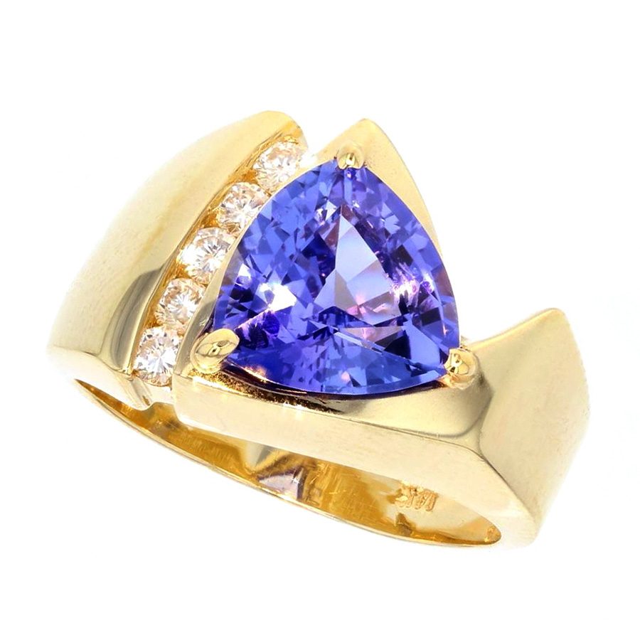Triangular Tanzanite with Diamonds in Yellow Gold Ring