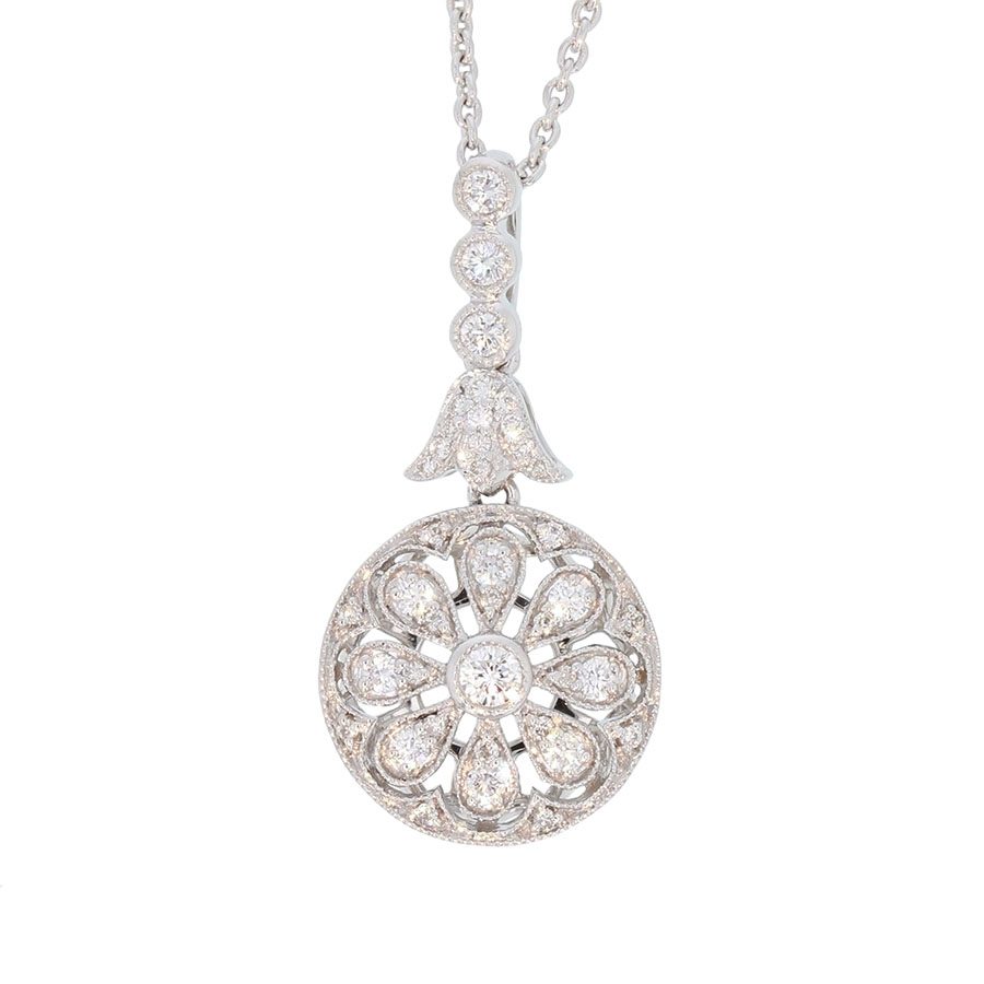 Vintage Style Pendant with White Gold and Diamonds