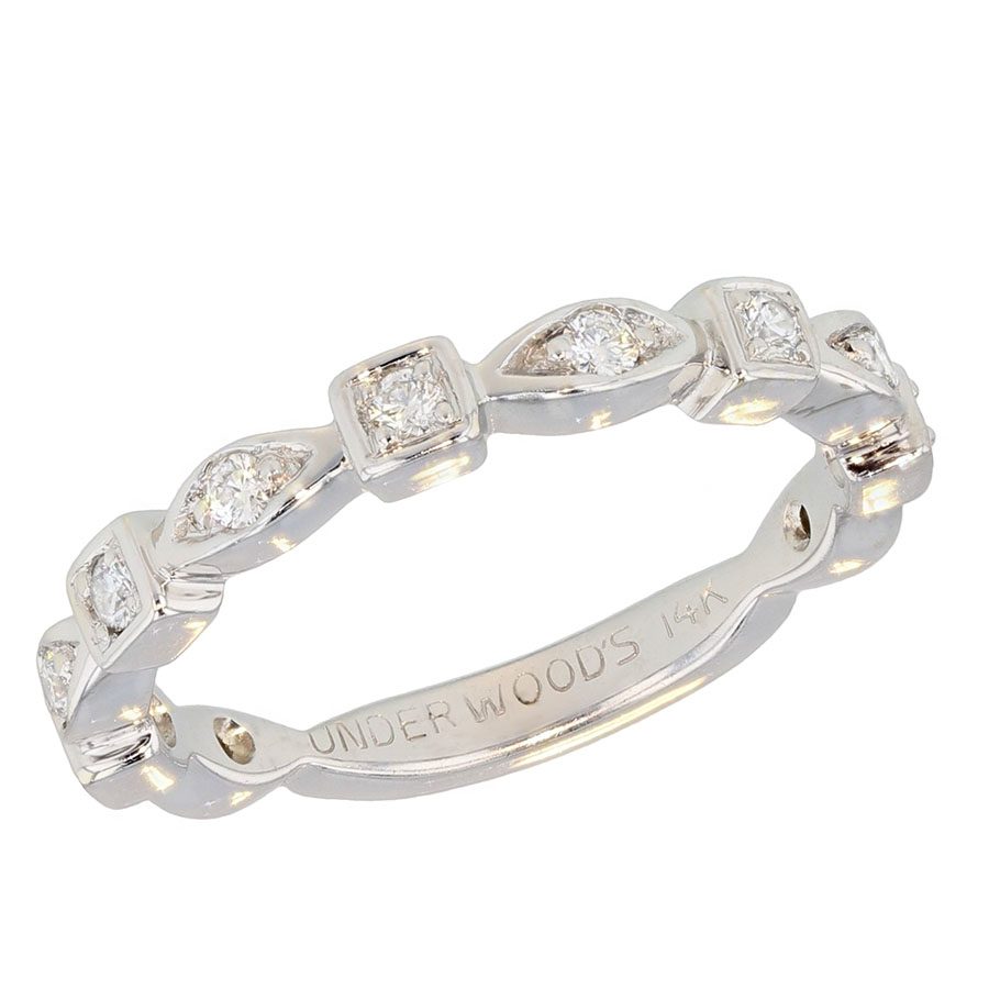 Round Diamonds in White Gold Band