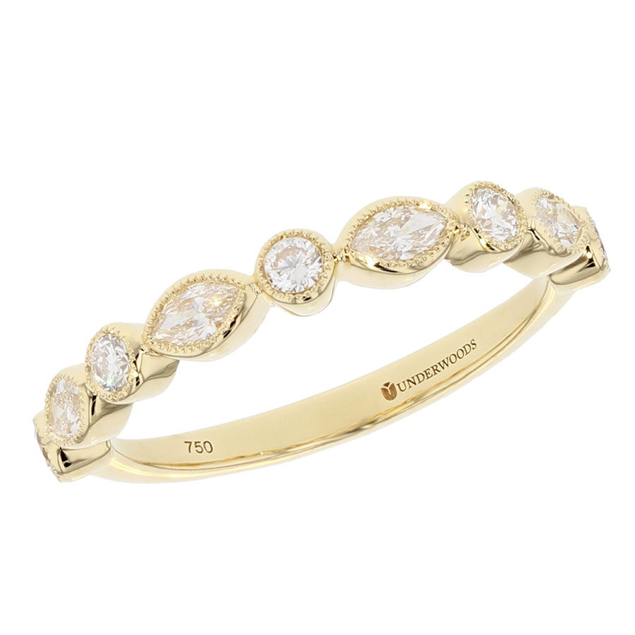 Marquise and Round Diamonds in Yellow Gold Ring